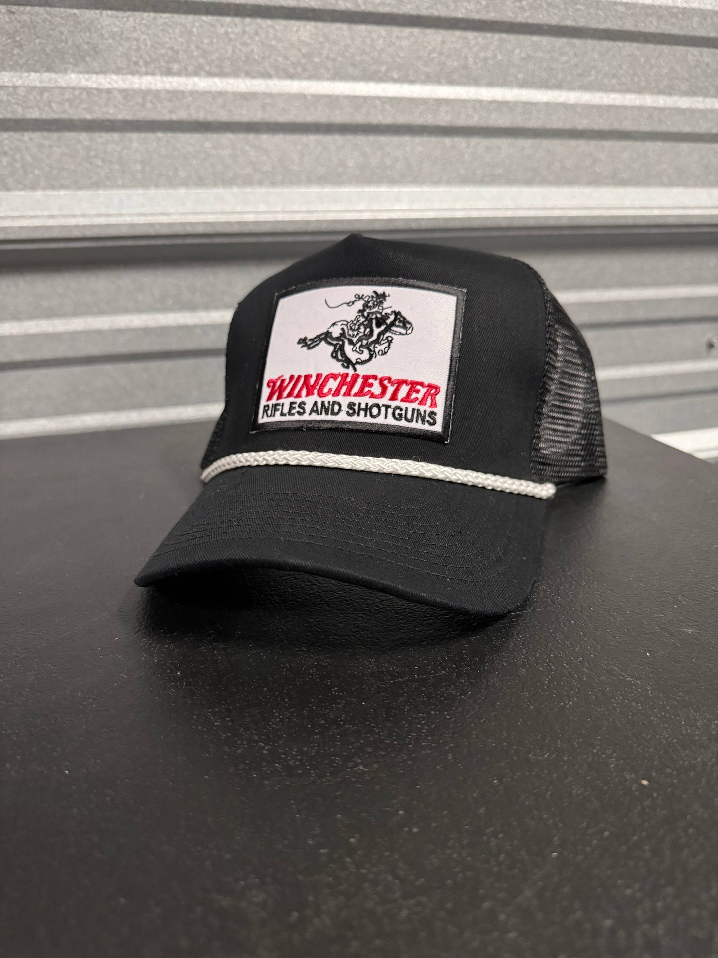 Winchester Black/White Trucker
