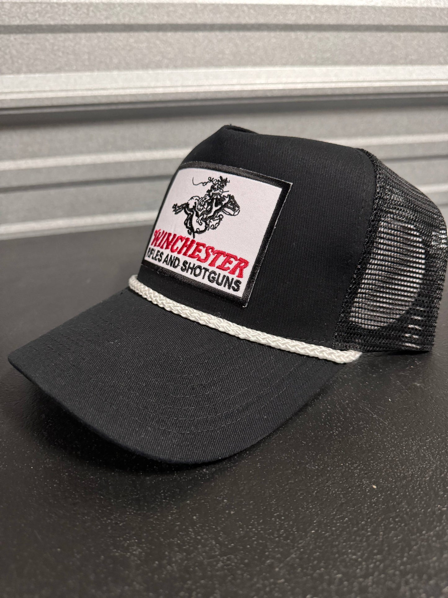 Winchester Black/White Trucker